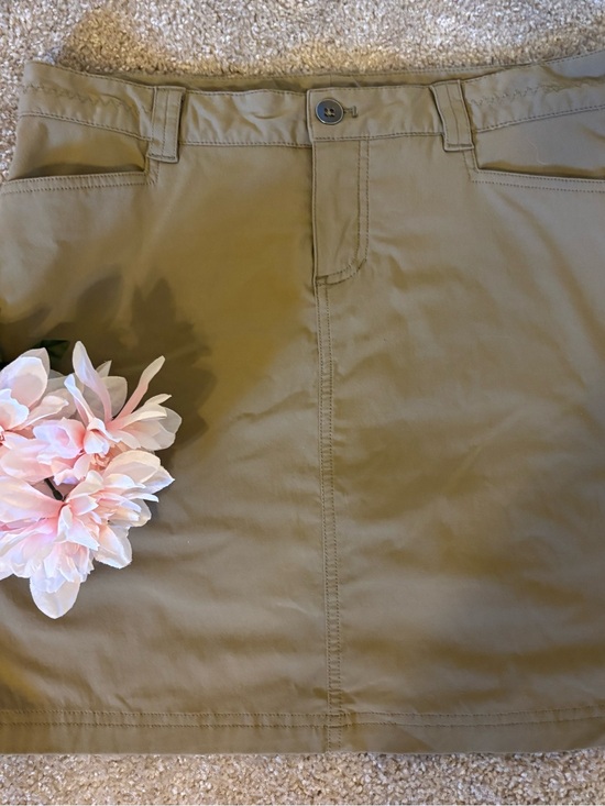 Eddie Bauer Pants - Eddie Bauer Olive Green Utility Skort with Belt Loops